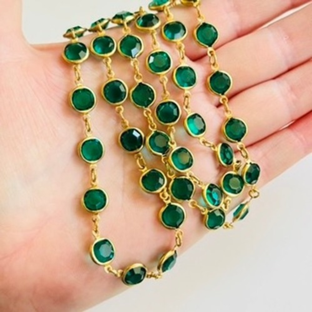 VTG Open Bezel Austrian Green Emerald Crystal Necklace Gold Plated Regal 80s 30"